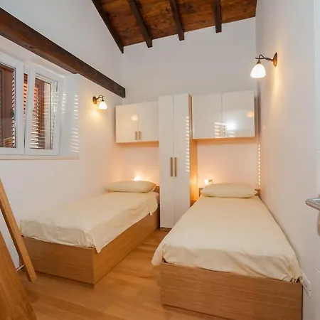 Pool-house Joska In Island Ugljan - Villa