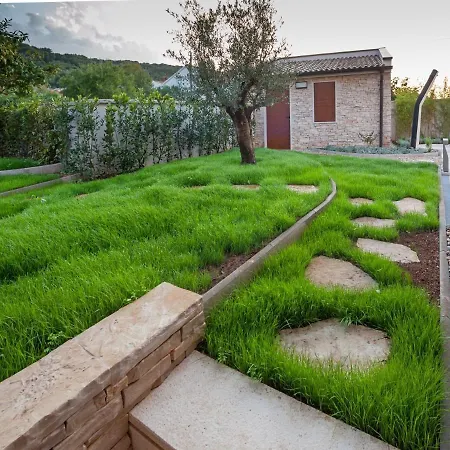 Villa Pool-house Joska In Island Ugljan - *